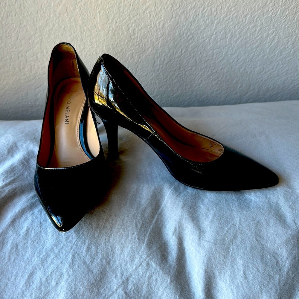 Antonio Melani size 6 pumps